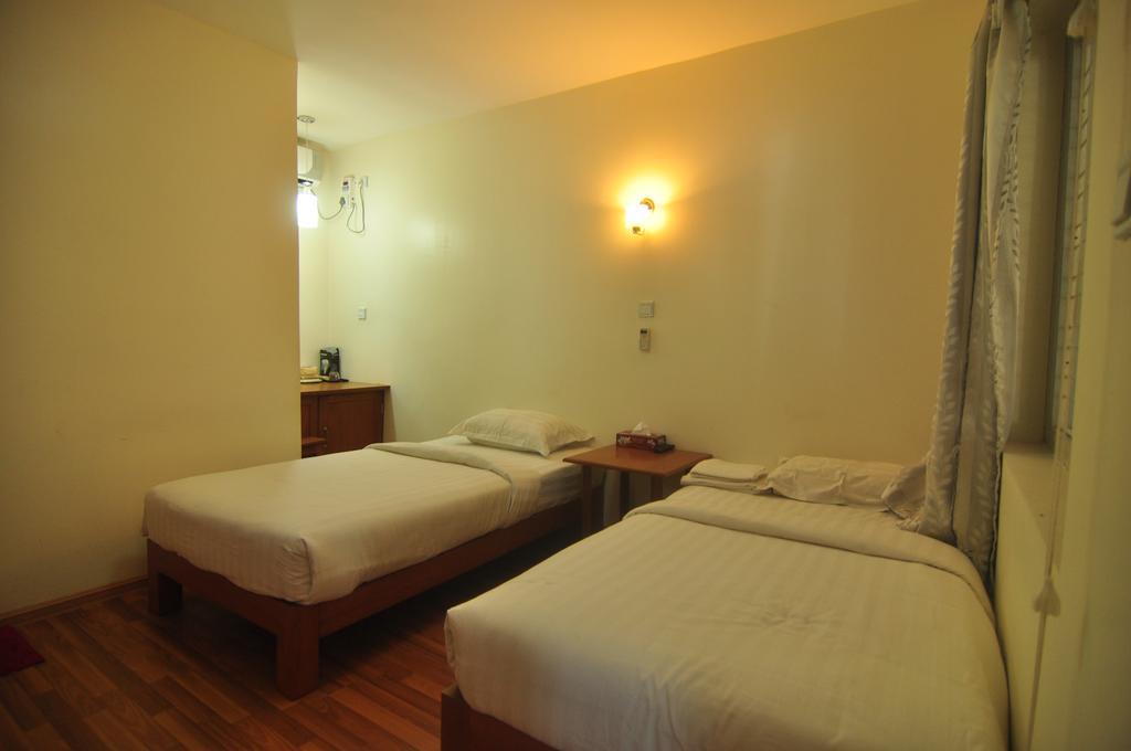 Golden Rose Guest House Old Bagan Luaran gambar