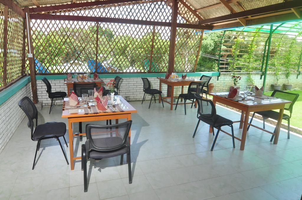 Golden Rose Guest House Old Bagan Luaran gambar