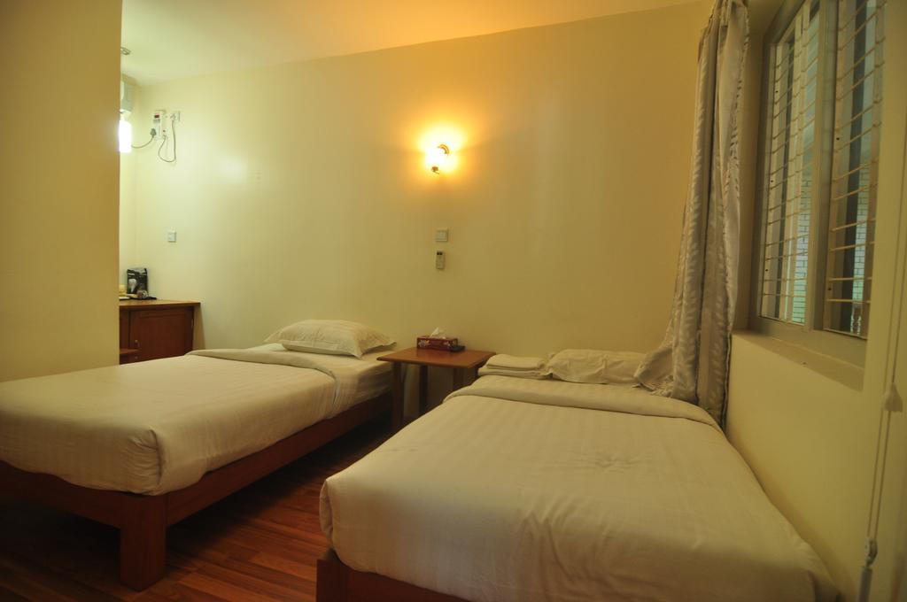 Golden Rose Guest House Old Bagan Luaran gambar