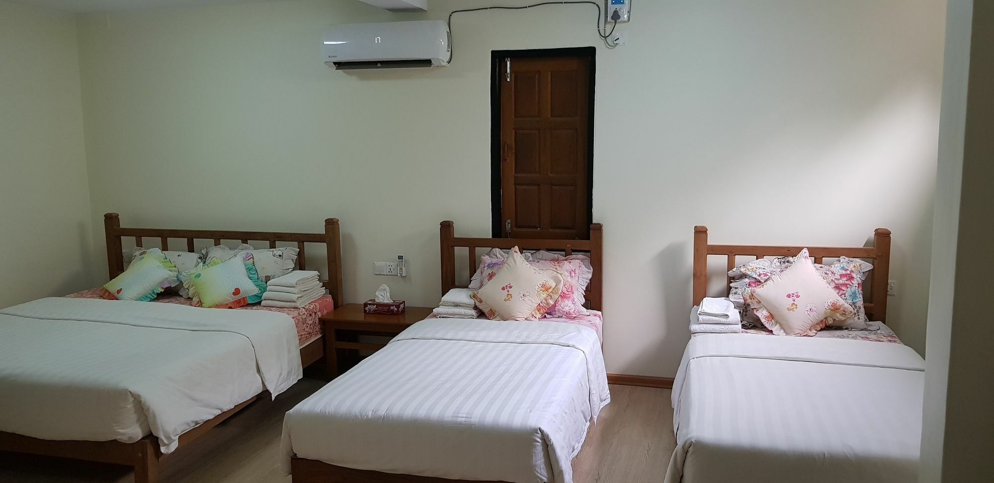 Golden Rose Guest House Old Bagan Luaran gambar